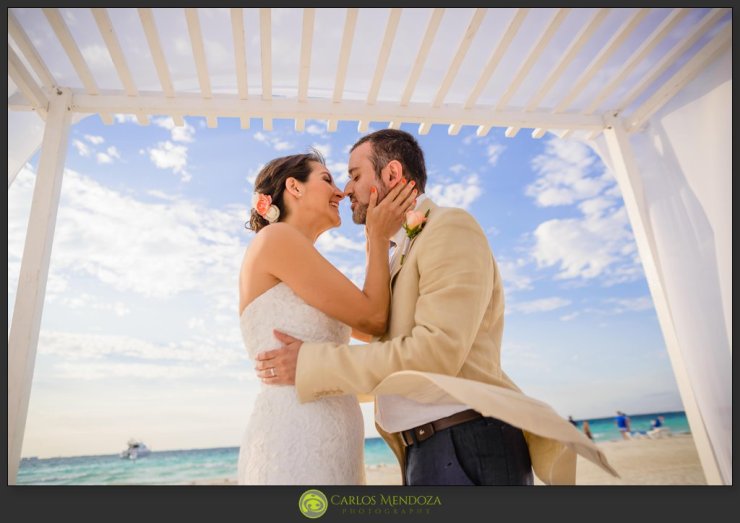 Ver_German_Hotel_Presidente_Intercontinental_Cancun_Riviera_Maya_Documentary_Wedding_Photographer-36