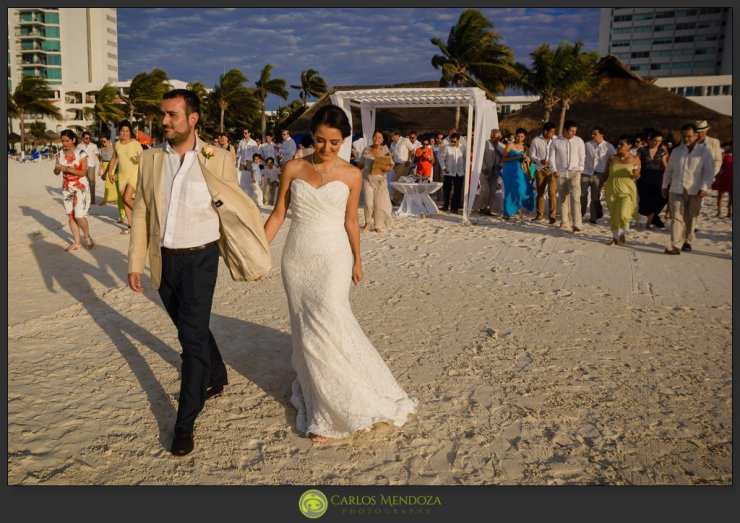 Ver_German_Hotel_Presidente_Intercontinental_Cancun_Riviera_Maya_Documentary_Wedding_Photographer-37
