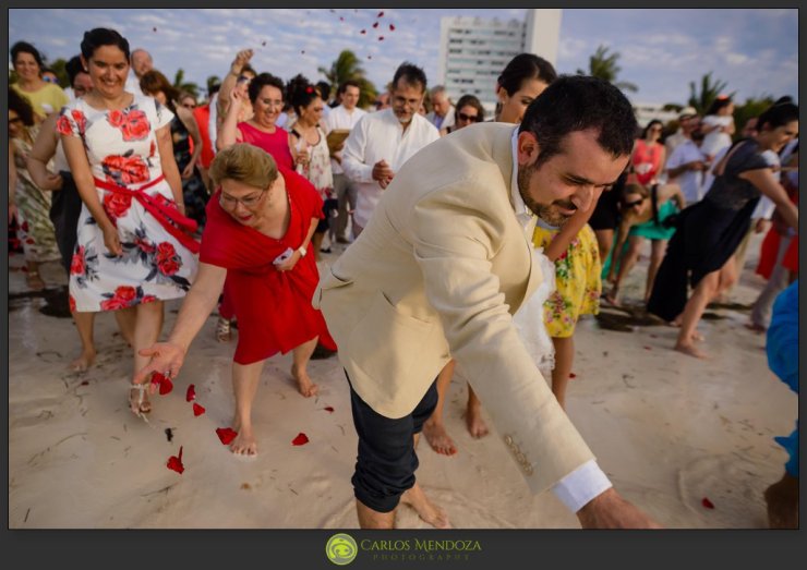 Ver_German_Hotel_Presidente_Intercontinental_Cancun_Riviera_Maya_Documentary_Wedding_Photographer-39