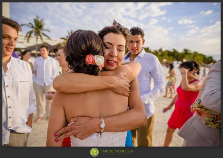 Ver_German_Hotel_Presidente_Intercontinental_Cancun_Riviera_Maya_Documentary_Wedding_Photographer-40