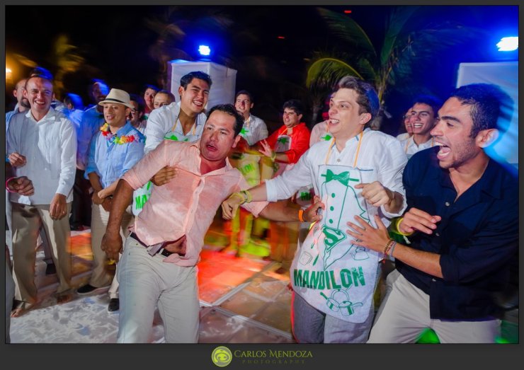 Ver_German_Hotel_Presidente_Intercontinental_Cancun_Riviera_Maya_Documentary_Wedding_Photographer-77