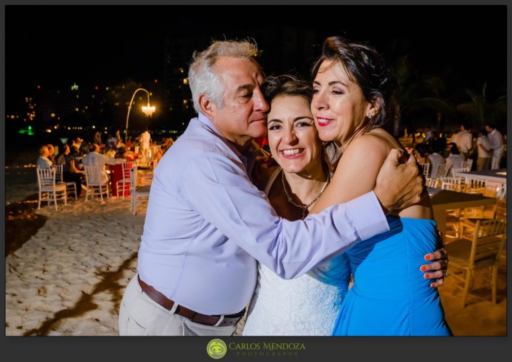 Ver_German_Hotel_Presidente_Intercontinental_Cancun_Riviera_Maya_Documentary_Wedding_Photographer-81